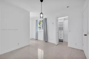 1386 Canary Island Dr, Weston, FL 33327 - Photo 33