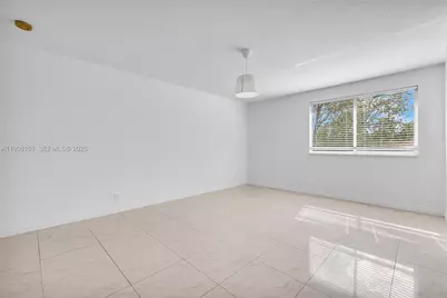 1386 Canary Island Dr, Weston, FL 33327 - Photo 27