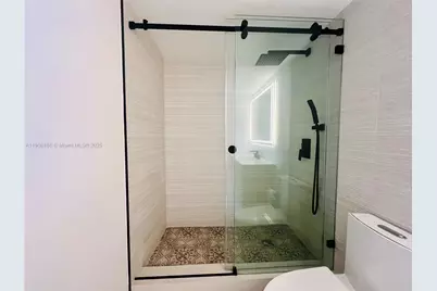 201 Jefferson Ave #4C, Miami Beach, FL 33139 - Photo 5