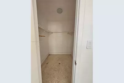 2355 NW 59th St, Miami, FL 33142 - Photo 11