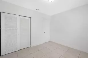 700 SW 67th Ave, Pembroke Pines, FL 33023 - Photo 15