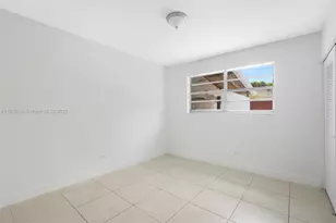 700 SW 67th Ave, Pembroke Pines, FL 33023 - Photo 7