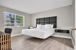 100 Ashbury Rd, Hollywood, FL 33024 - Photo 7