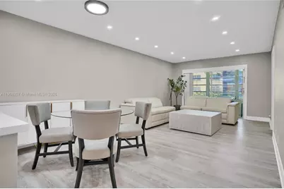 100 Ashbury Rd #103, Hollywood, FL 33024 - Photo 3