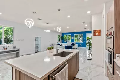 6680 NW 102nd Path, Doral, FL 33178 - Photo 25