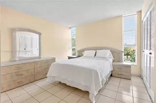 9401 SW 4th St, Miami, FL 33174 - Photo 9
