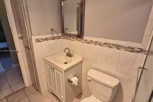 2905 Point E Dr, Aventura, FL 33160 - Photo 23