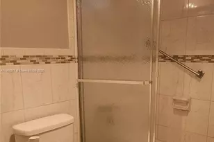 2905 Point E Dr, Aventura, FL 33160 - Photo 25