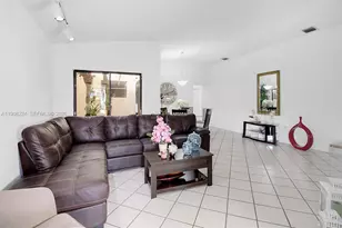 13625 SW 99th Terrace, Miami, FL 33186 - Photo 3