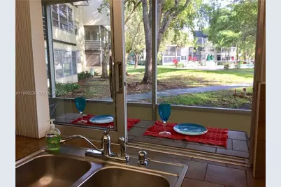 9080 Lime Bay Blvd #104, Tamarac, FL 33321 - Photo 13