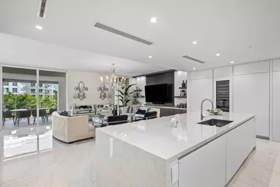 210 SE Mizner Blvd #403, Boca Raton, FL 33432 - Photo 5