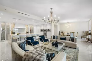 210 SE Mizner Blvd, Boca Raton, FL 33432 - Photo 11