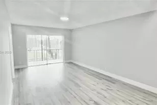 8040 N Colony Cir N, Tamarac, FL 33321 - Photo 7