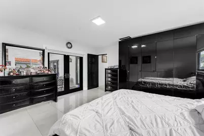 551 SW 127th Ave, Miami, FL 33184 - Photo 23