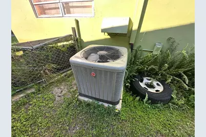 7570 Venetian St, Miramar, FL 33023 - Photo 35