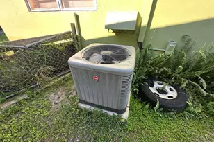 7570 Venetian St, Miramar, FL 33023 - Photo 35