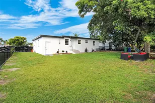 1130 NW 91st St, Miami, FL 33150 - Photo 35