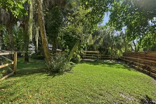 270 River Oaks Dr, Labelle, FL 33935 - Photo 35