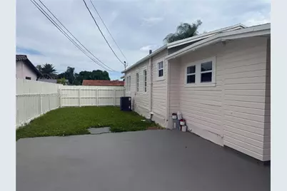 8242 SW 43rd Ter, Miami, FL 33155 - Photo 17