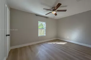 1813 SW 10th St, Fort Lauderdale, FL 33312 - Photo 25