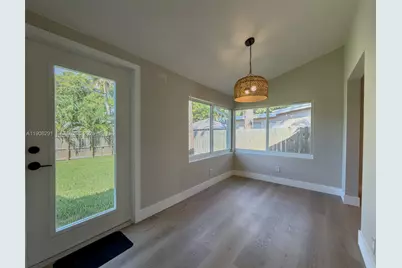 1813 SW 10th St, Fort Lauderdale, FL 33312 - Photo 3