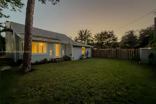 1813 SW 10th St, Fort Lauderdale, FL 33312 - Photo 61