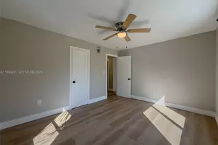 1813 SW 10th St, Fort Lauderdale, FL 33312 - Photo 19