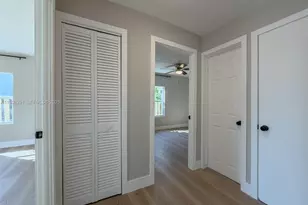 1813 SW 10th St, Fort Lauderdale, FL 33312 - Photo 23