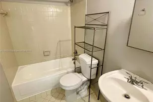 5532 SW 22nd St, West Park, FL 33023 - Photo 33