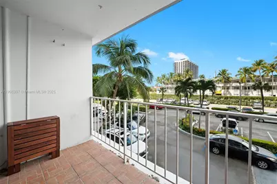 1865 79th St Cswy #2J, North Bay Village, FL 33141 - Photo 9