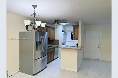 677 Trace Cir #203, Deerfield Beach, FL 33441 - Photo 7