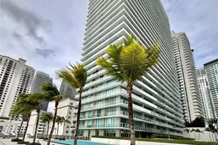 79 SW 12th St, Miami, FL 33130 - Photo 27