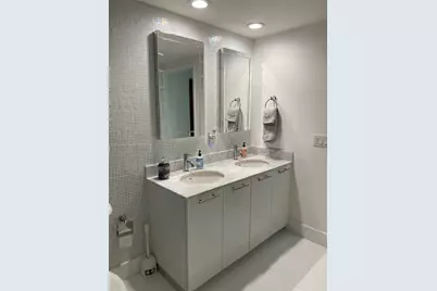 950 Brickell Bay Dr #2707, Miami, FL 33131 - Photo 11