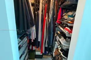 950 Brickell Bay Dr, Miami, FL 33131 - Photo 19