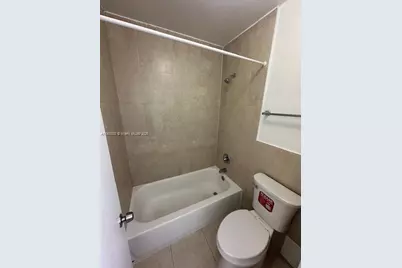 1015 NW 45th Ave #204, Miami, FL 33126 - Photo 11