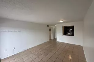 1015 NW 45th Ave, Miami, FL 33126 - Photo 7