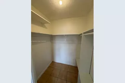 1015 NW 45th Ave #204, Miami, FL 33126 - Photo 13