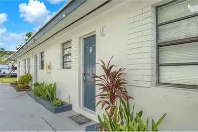 6036 Polk St #4, Hollywood, FL 33024 - Photo 9