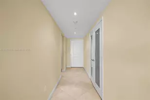 1800 S Ocean Dr, Hallandale Beach, FL 33009 - Photo 7