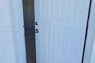 11152 SW 7th St, Sweetwater, FL 33174 - Photo 41