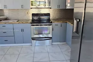 11152 SW 7th St, Sweetwater, FL 33174 - Photo 45