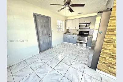 11152 SW 7th St, Sweetwater, FL 33174 - Photo 43