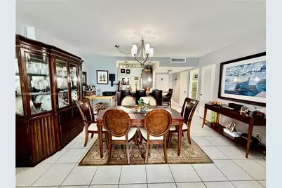 5700 Collins Ave #14M, Miami Beach, FL 33140 - Photo 7