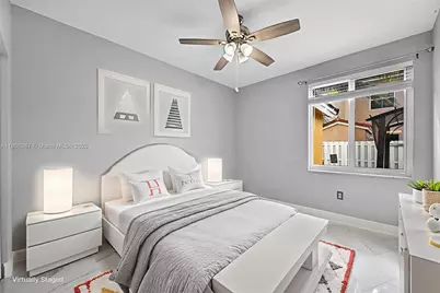 640 SE 1st St, Homestead, FL 33030 - Photo 15