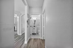 640 SE 1st St, Homestead, FL 33030 - Photo 13