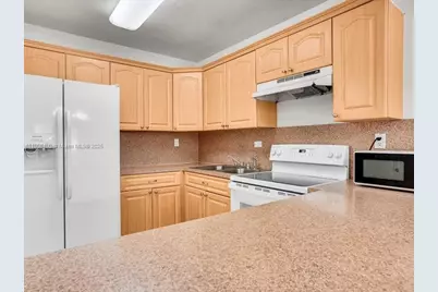 8990 SW 24th St #33, Miami, FL 33165 - Photo 5