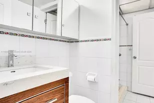 8990 SW 24th St, Miami, FL 33165 - Photo 11