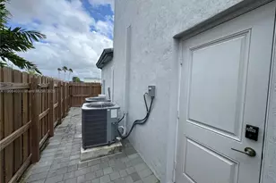 28850 SW 163rd Ave, Homestead, FL 33033 - Photo 3