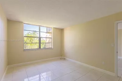 13120 SW 92nd Ave #B408, Miami, FL 33176 - Photo 5