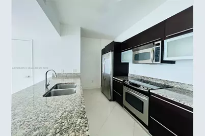 951 Brickell Ave #2407, Miami, FL 33131 - Photo 5